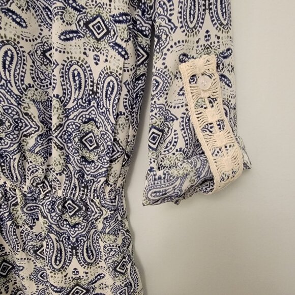 Romeo & Juliet Romper Couture‎ Blue Ivory Paisley Roll Tab Sleeve Medium NEW NWT - Picture 7 of 11